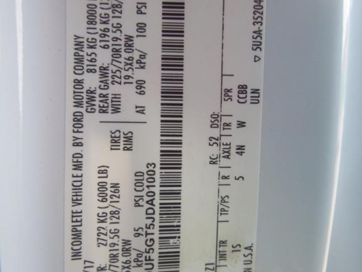 2018-ford-f550-image-25