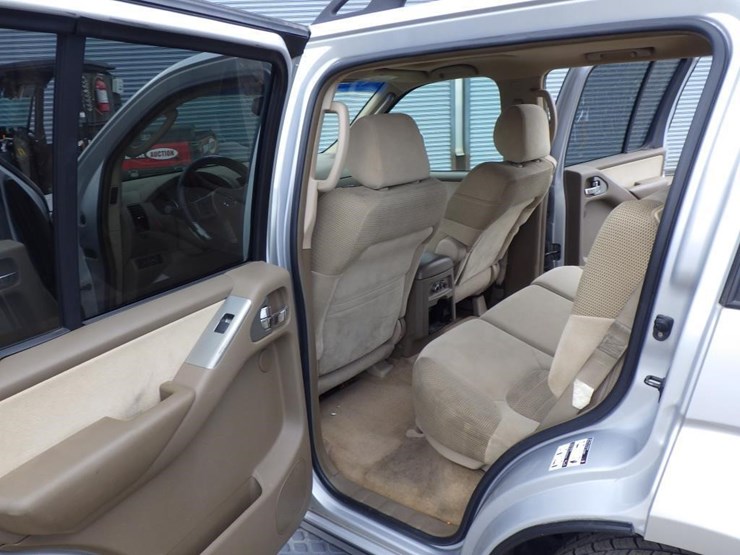 2006-nissan-pathfinder-image-7