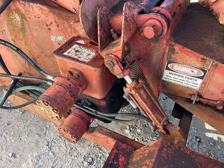 2000-morbark-towable-brush-chipper-image-11