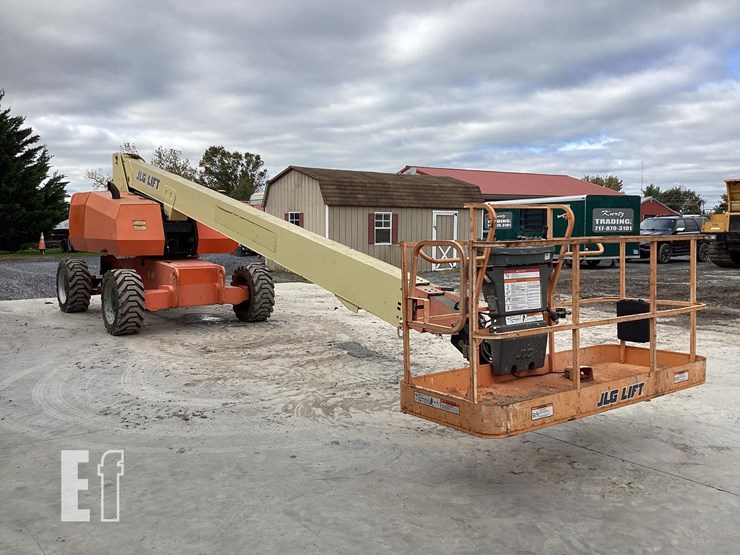 2008-jlg-800s-image-6