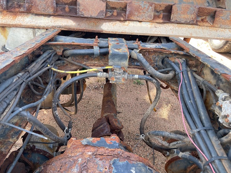 2006-international-7400-image-21