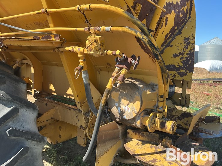 ag-chem-ag-gator-1004-image-19