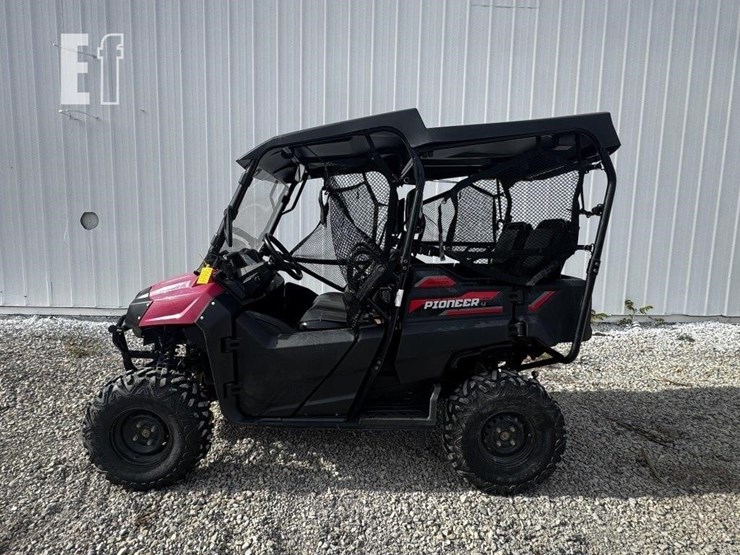 2018-honda-pioneer-700-image-1