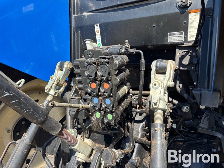 2014-new-holland-t7.210-image-13