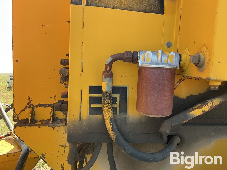 ag-chem-ag-gator-1004-image-13