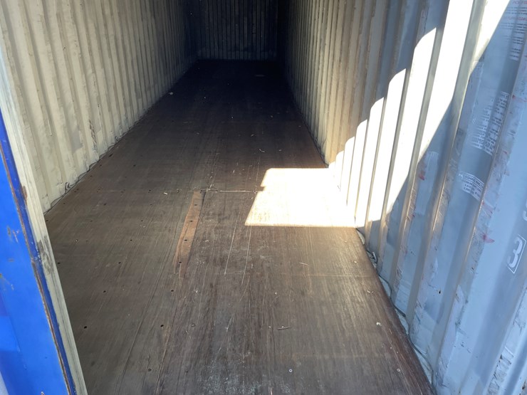 #3188-•-40'-standard-height-shipping-container-image-5