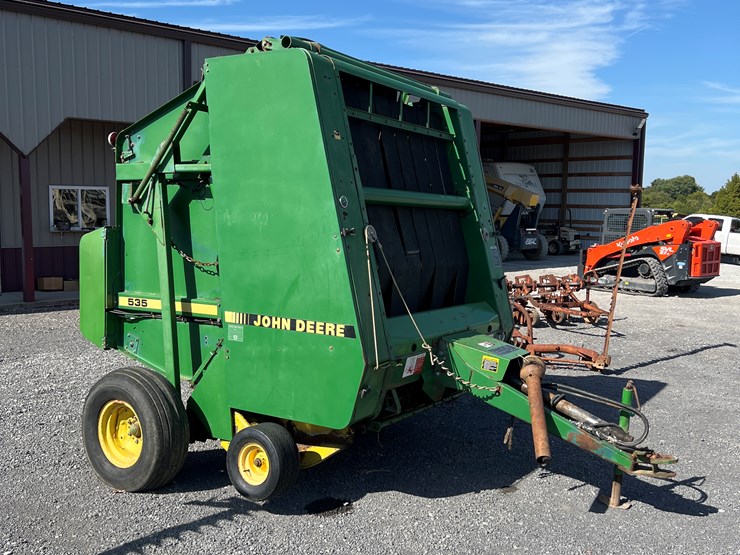 john-deere-535-image-1