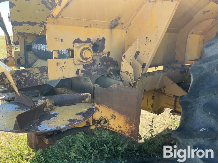 ag-chem-ag-gator-1004-image-16