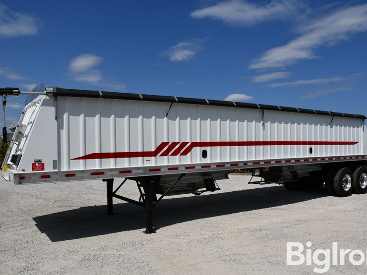 2020-neville-trailer-image-1