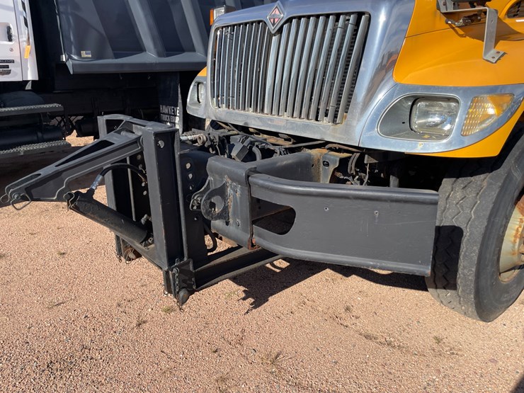 2006-international-7400-image-9