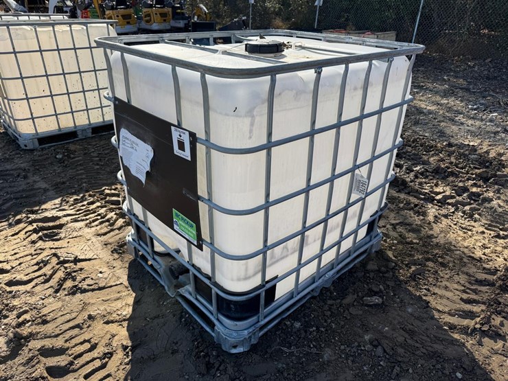 water-tank-tote-image-1