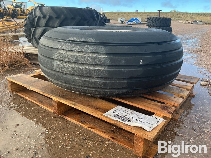 american-farmer-stalk-buster-14l-16.1sl-tractor-tire-image-1