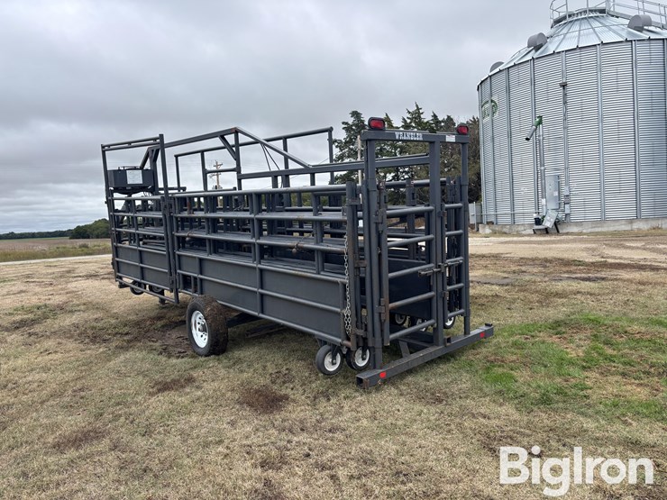 2017-linn-post-&-pipe-wrangler-portable-corral-image-7