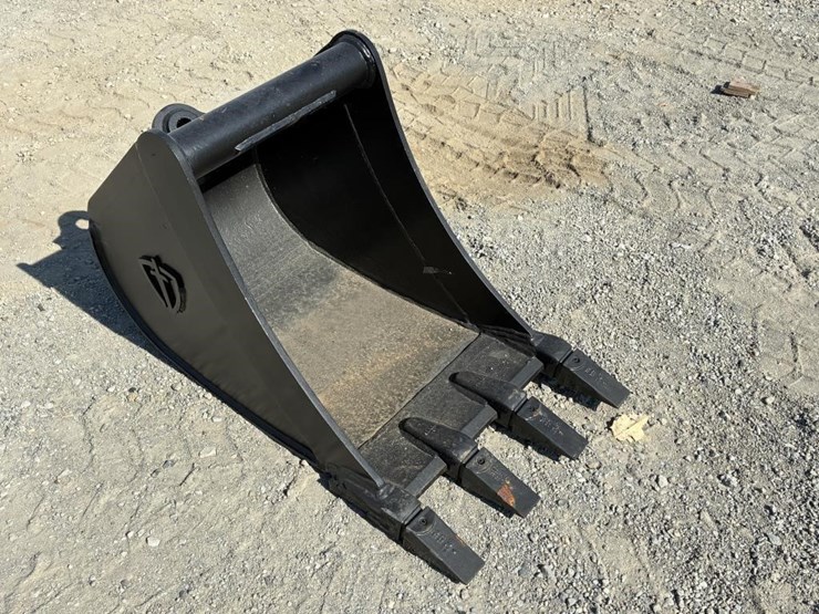 sany-excavator-bucket-w/-teeth-18"-image-2