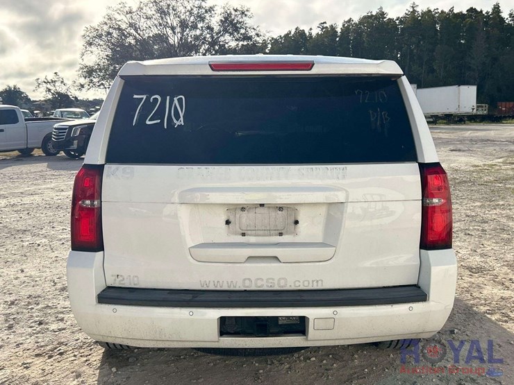 2016-chevrolet-tahoe-image-27