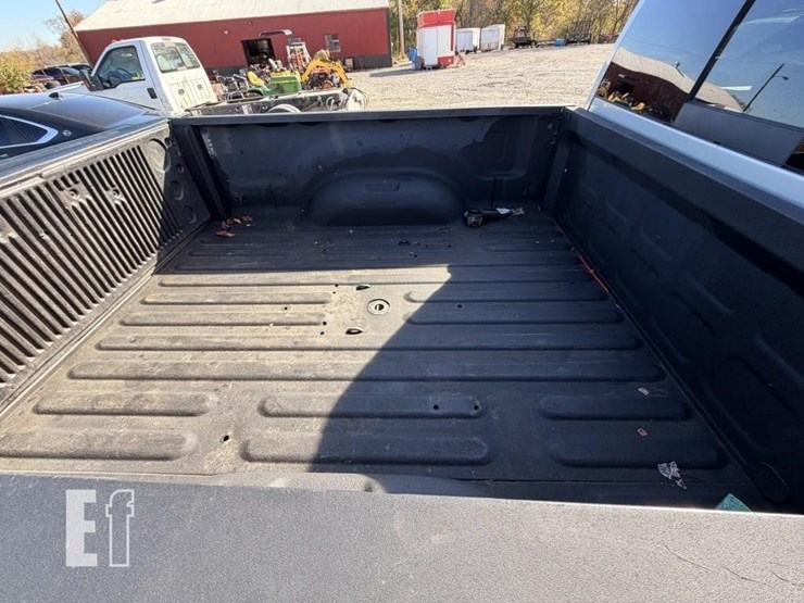 2015-ram-2500-hd-image-11