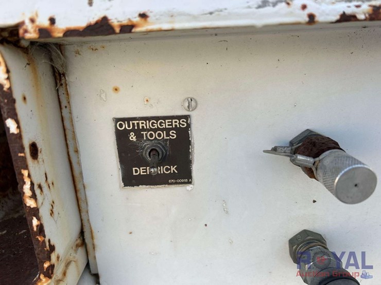 2006-altec-dm47-image-25