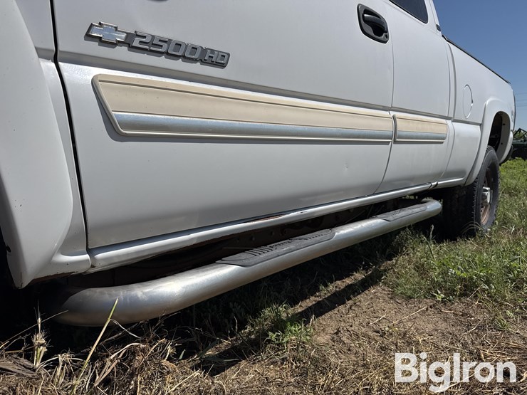 2007-chevrolet-silverado-2500-image-13