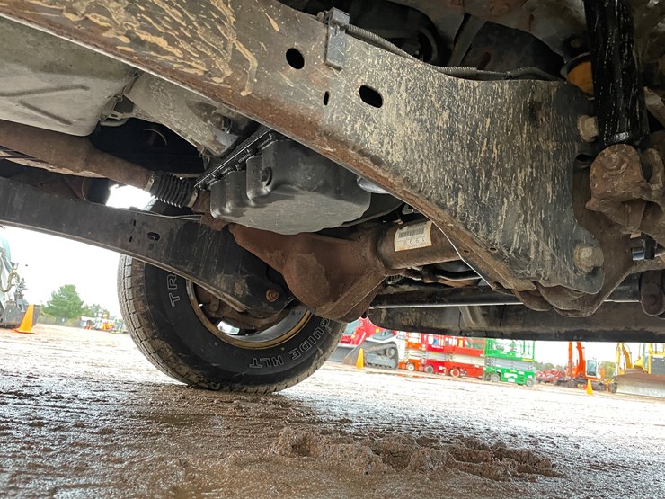 2013-ford-f350-image-17