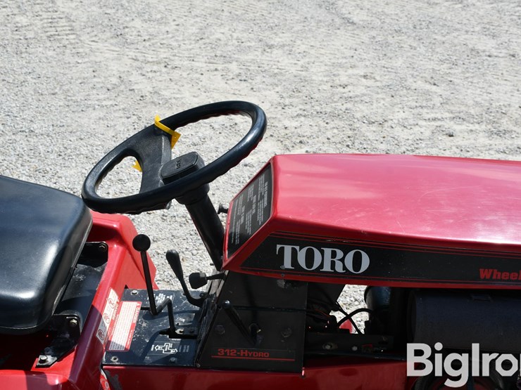toro-wheel-horse-classic-riding-lawn-mower-image-16