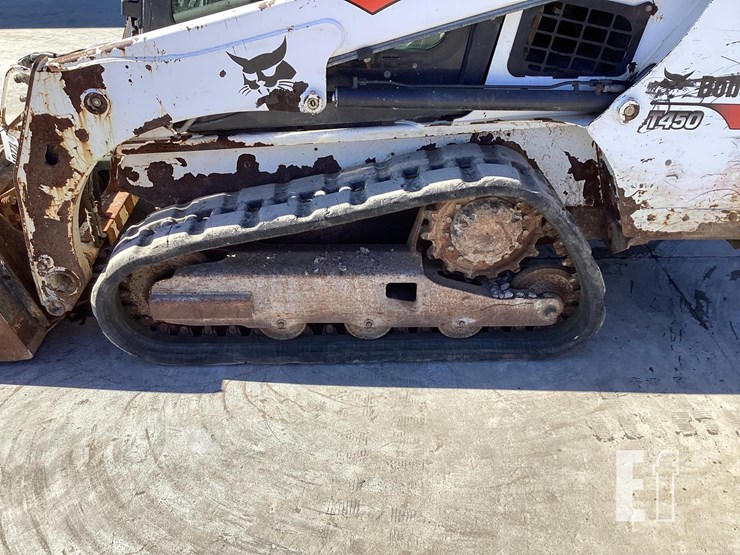 2015-bobcat-t450-image-11