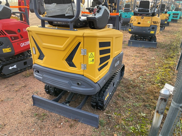 #1793-•-agt-mx20r-mini-excavator-image-8