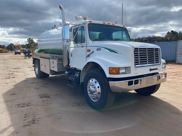 1999-international-4900-image-3