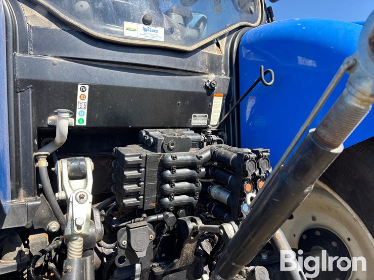 2014-new-holland-t7.210-image-14