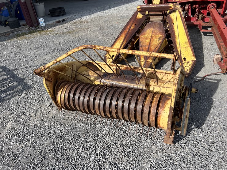 new-holland-770-image-2