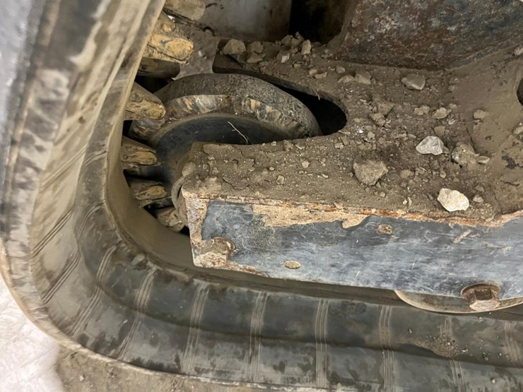 2020-bobcat-t76-image-21