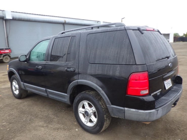 2003-ford-explorer-image-4