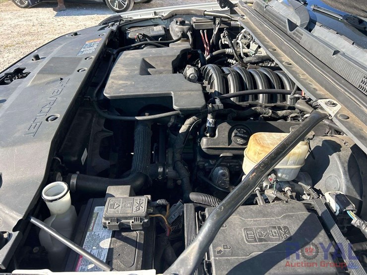 2018-chevrolet-tahoe-image-8