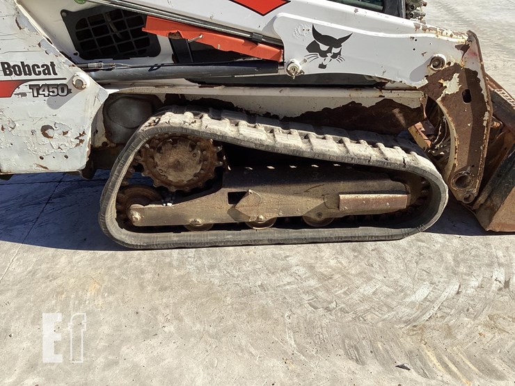 2015-bobcat-t450-image-12