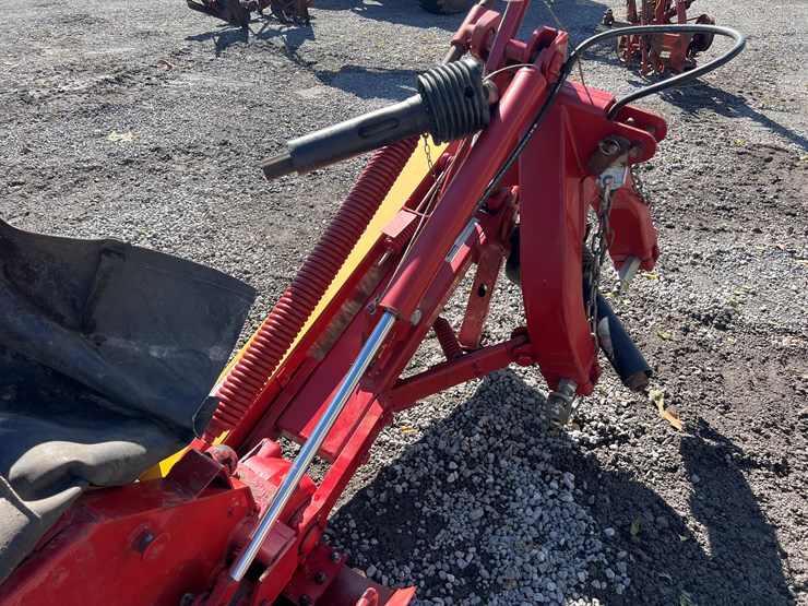 new-holland-h6740-image-7