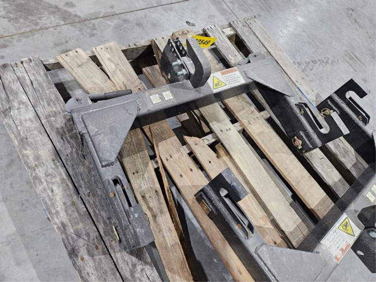 #2549-•-new-wolverine-tr-26-01c-3pt-quick-hitch-image-1