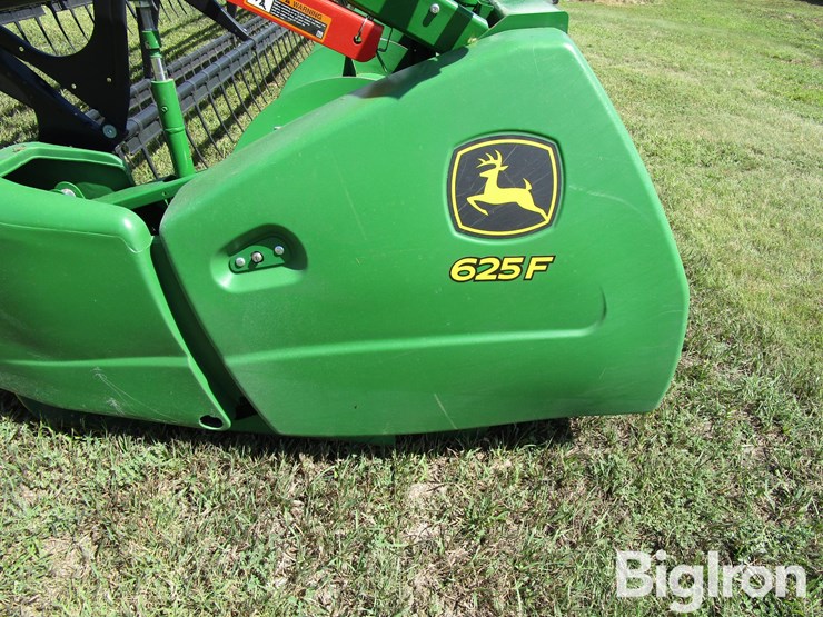 2018-john-deere-625f-image-9