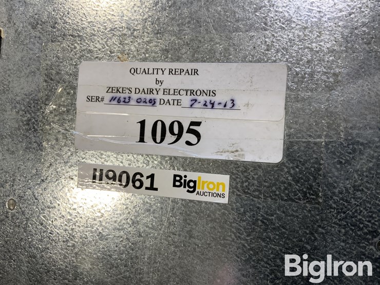 new-holland-1095-image-10