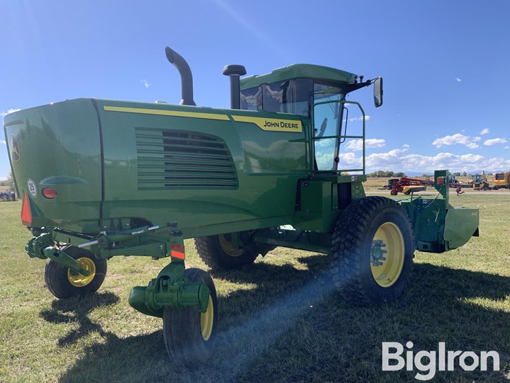 2022-john-deere-w200m-image-5
