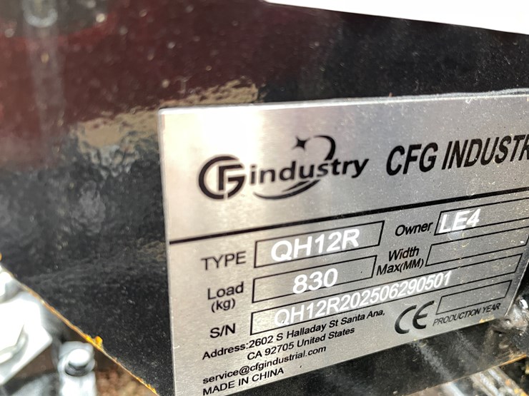 #1787-•-agt-qh12r-mini-excavator-image-9