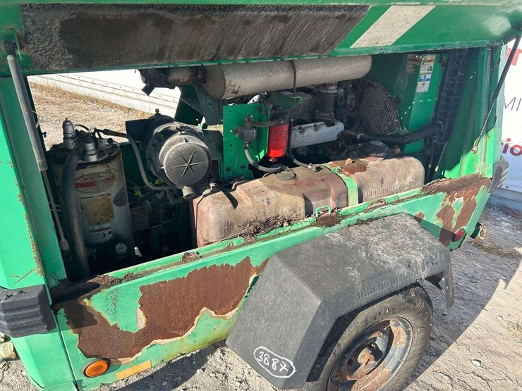 2002-ingersoll-rand-p185wir-image-5