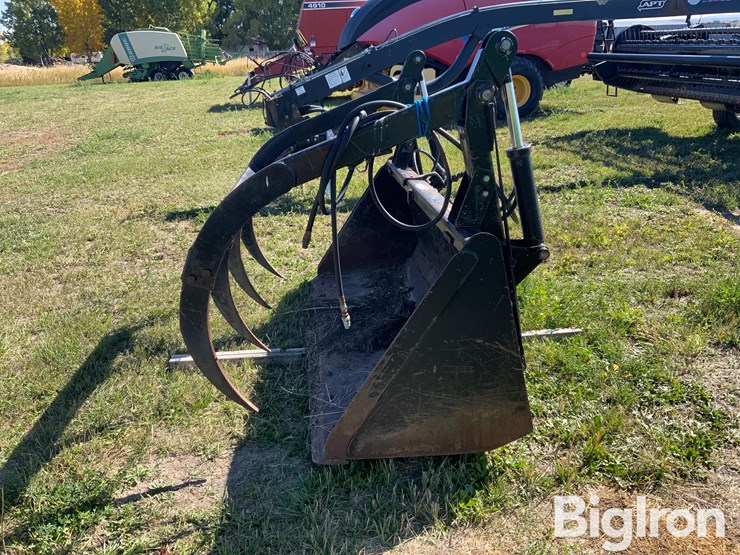 loader-bucket-&-grapple-image-8