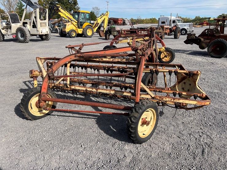 new-holland-256-image-5