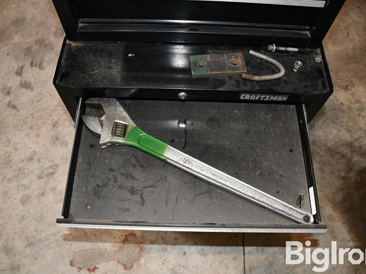 craftsman-3-tier-tool-bench-w/contents-image-20