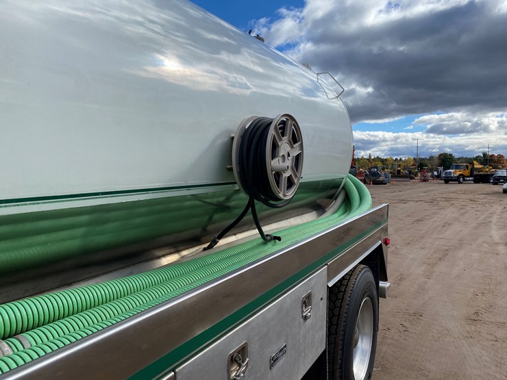 1999-international-4900-image-28