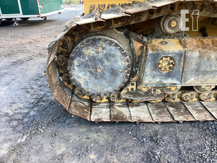 2021-deere-750l-image-11