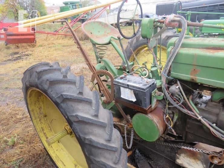 john-deere-b-image-5