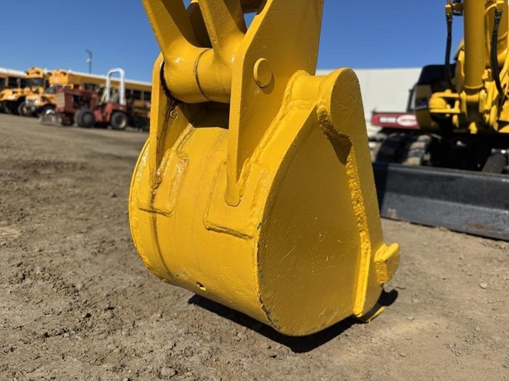 komatsu-pc03-2f-image-11