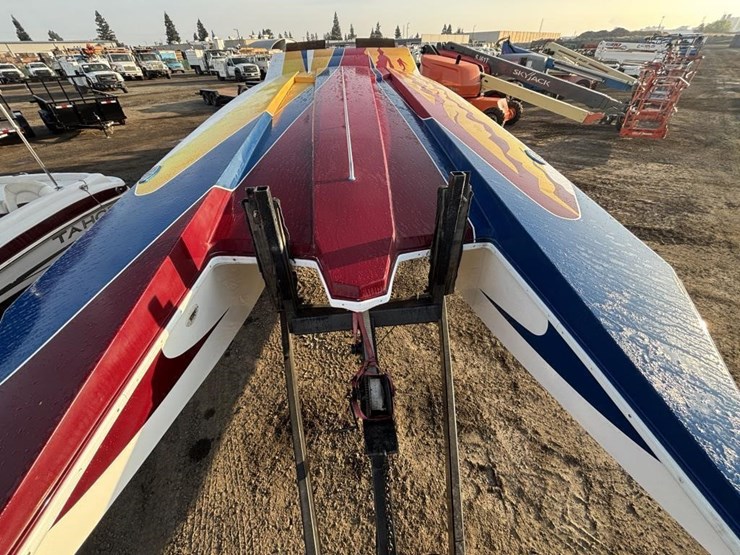 2004-unknown-trailer-image-7