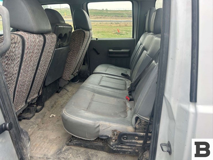 2011-ford-f350-image-17