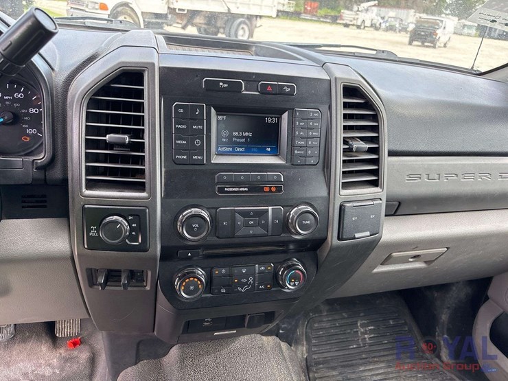 2018-ford-f250-image-15